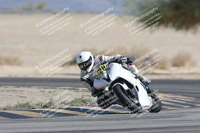 media/Nov-01-2025-CVMA (Sat) [[fc0f7531b8]]/Race 9-Amateur Supersport Middleweight/